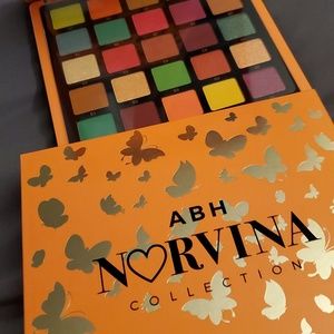 Anastasia Beverly Hills- Norvina Pro Pigment